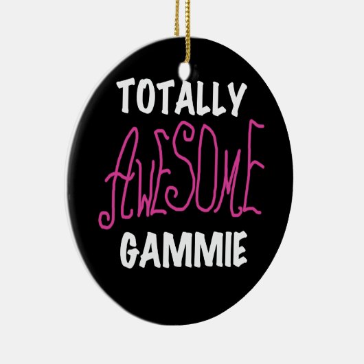 全く素晴らしいGammieのピンクのTシャツおよびギフト セラミックオーナメント (右)