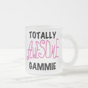 全く素晴らしいGammieのピンクのTシャツおよびギフト フロストグラスマグカップ