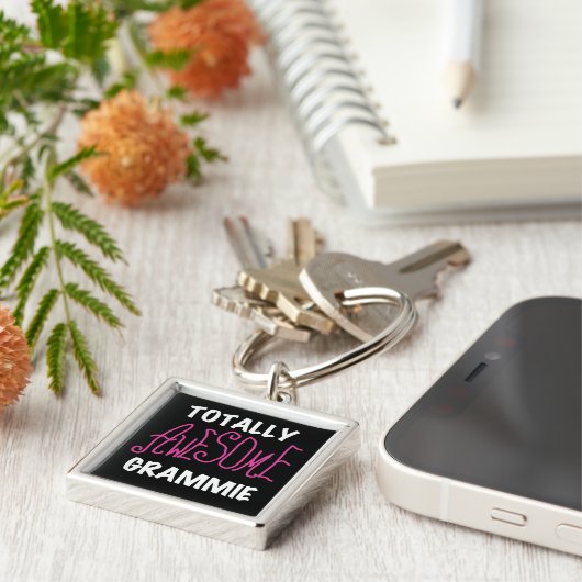 全く素晴らしいGrammieのピンクのTシャツのギフト キーホルダー (側面)