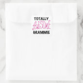 全く素晴らしいGrammieのピンクのTシャツのギフト スクエアシール (バッグ)