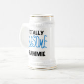 全く素晴らしいGrammieの青いTシャツのギフト ビールジョッキ (正面左)