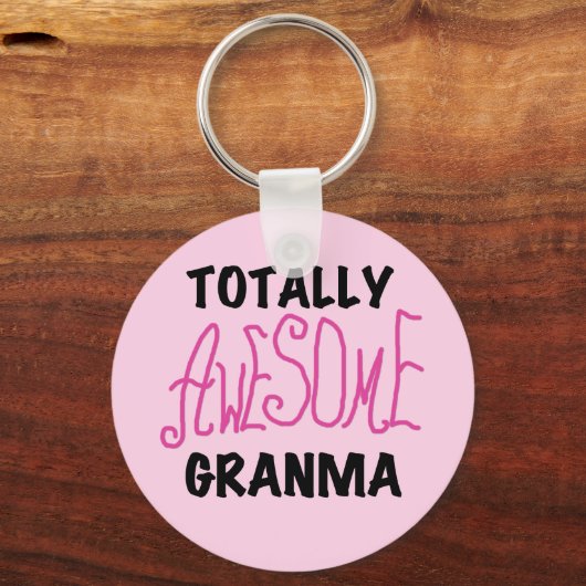 全く素晴らしいGranmaのピンクのTシャツおよびギフト キーホルダー (正面)
