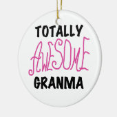全く素晴らしいGranmaのピンクのTシャツおよびギフト セラミックオーナメント (左)
