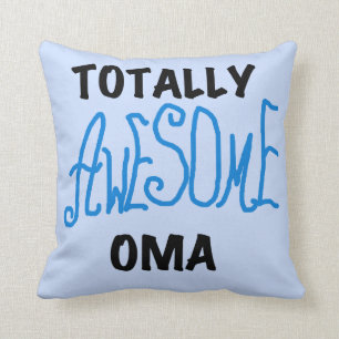全く素晴らしいOmaの青いTシャツおよびギフト クッション