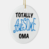 全く素晴らしいOmaの青いTシャツおよびギフト セラミックオーナメント (右)