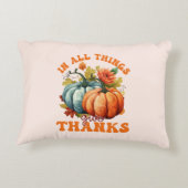 全てのこと与えで感謝していPumpkinカラフル アクセントクッション (裏面)