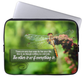 全ては奇蹟だ感動的引用文 ラップトップスリーブ