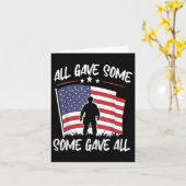 全てを捧げた人たち 追悼の日 男性 退役軍人の日 愛国者 カード (黄色い花)