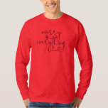 全メリークリスマス Tシャツ<br><div class="desc">"すべてメリー"という言葉は、シックなレタリングであなたの家族の名前とパーソナライズされたこの長い袖のTシャツをアクセント離れ(空白の印刷は望まない)。 あなた素晴らしのため与えに、または贈り物として。コレクション内の一致アイテム。</div>