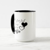 全員コーヒーを飲み始めた マグカップ (正面左)