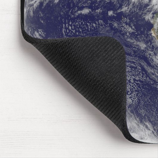 全地球と4つのストームシステムのビュー マウスパッド (コーナー)