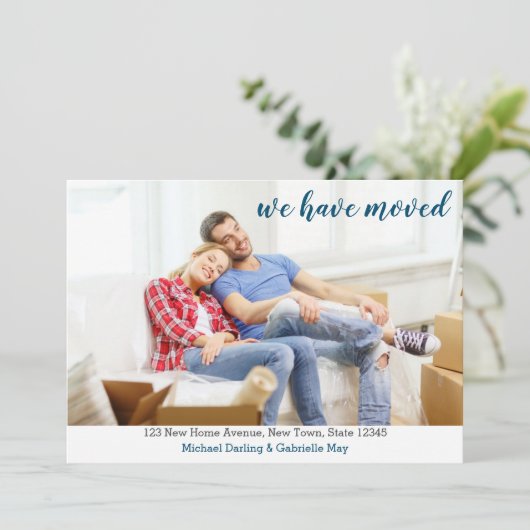 全幅の写真の新しいアカスタムドレスを移動 案内状 (スタンド正面)