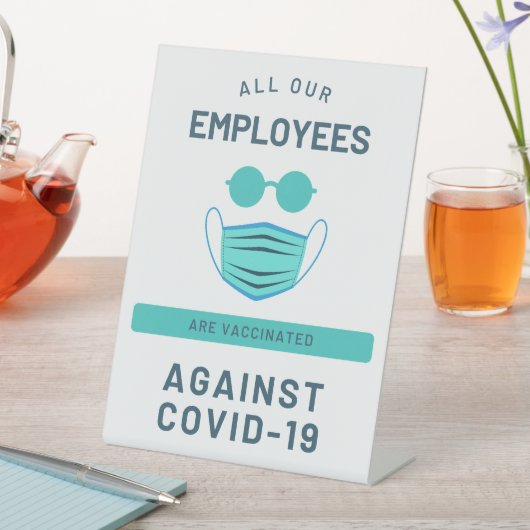 全従業員がCovid-19ホワイトの予防接種を受けている 台座サイン (インサイチュ)