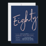八十 |バラモダン金ゴールド80th誕生日パーティー 招待状<br><div class="desc">こ祝の80歳の誕生日パシンプルーティスタイリッシューの招待で特別な日。このデザインは、ネイビーブルーの背景にクリーンなレイアウトを持つバラ金ゴールドブラシスクリプト"Hilities"を特徴としている。文字カスタマイズと背景色を指定できる。私のショップBaraBomDesignでは、より多くのデザインやパーティーの供給が利用可能である。</div>