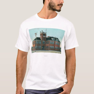 公共のSchoolMedfordの外観、または Tシャツ