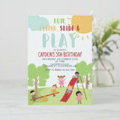 公園でパーティー 遊び場の誕生日 招待状 (スタンド正面)