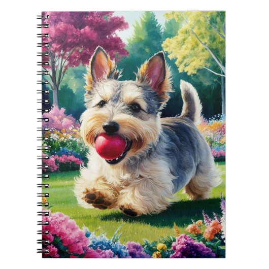 公園で凧を追うかわいいヨークシャーテリア ノートブック (正面)