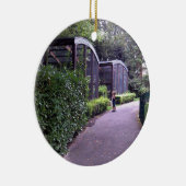 公園で2人の子供 セラミックオーナメント (右)