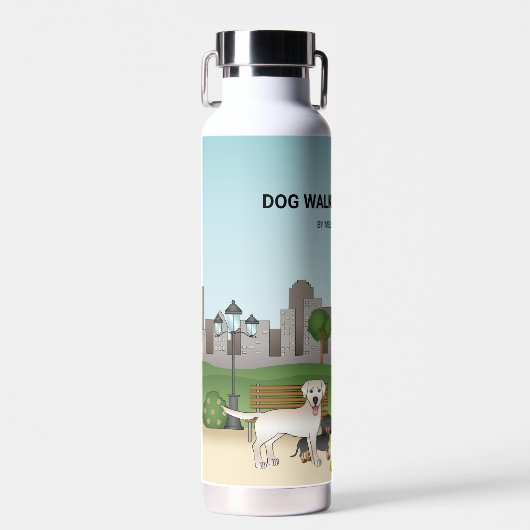 公園のかわいい漫画の犬 – 犬の歩くサービス ウォーターボトル (正面)