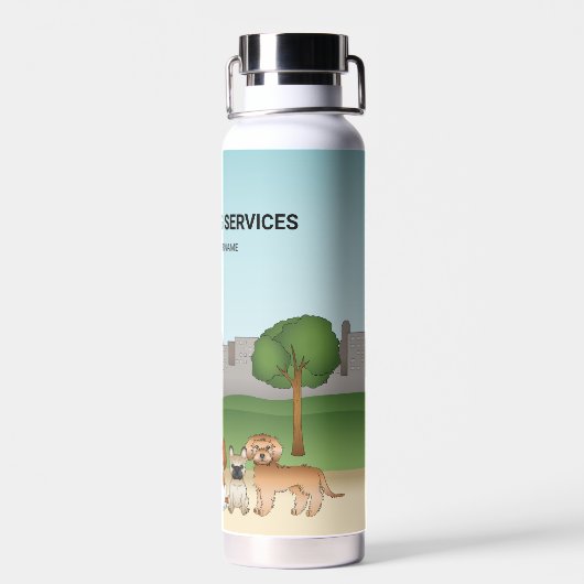 公園のかわいい漫画の犬 – 犬の歩くサービス ウォーターボトル (背面)