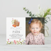 公園のバスケットでのピクニック1st誕生日の写真の招待 招待状 (スタンド正面)