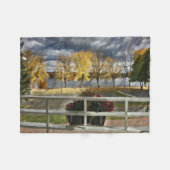 公園の紅葉 フリースブランケット (正面(横))