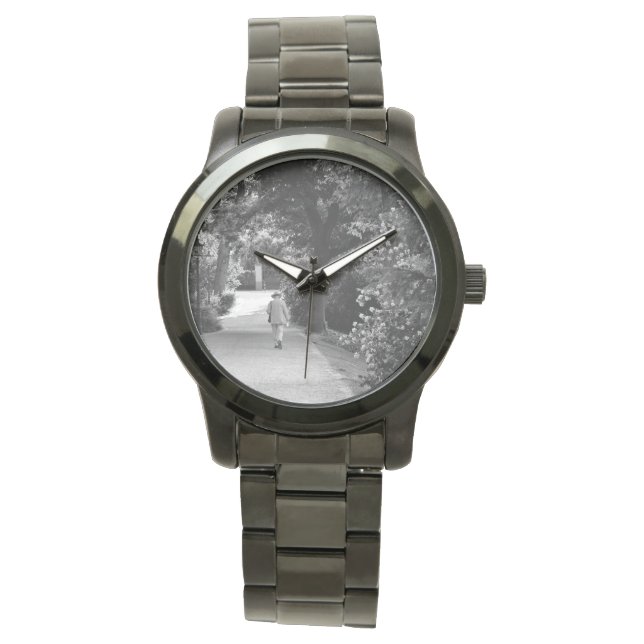 公園の老人の白黒の写真 腕時計 (正面)