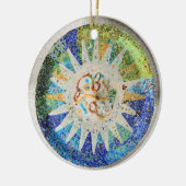 公園のGuellのモザイクオーナメント セラミックオーナメント (左)
