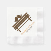 公園ベンチで愛鳥{orange} 縁ありカクテルナプキン (正面)