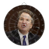 公式のBrett Kavanaugh ダーツボード (正面)