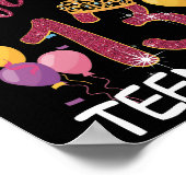 公式10代の若者13位誕生日ガール13歳 ポスター (角)