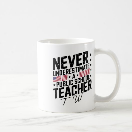 公立学校の先生を過小評価しない コーヒーマグカップ (右)