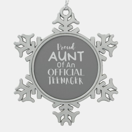 公誇りを持った式10代の若者の叔母 スノーフレークピューターオーナメント (正面)