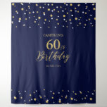 六十 |金ゴールド・ネイビー60th Birthday Party Backdrop タペストリー<br><div class="desc">このモダンタペストリーはシックなネイビーブルーと金ゴールドの誕生日パーティーに最適だ。この洗練された楽しむパーティーの背景で写真を撮り、特別な日を思い出す。このデザインは、黄金のタイポグラフィ"60番目の誕生日"と六角形の紙吹雪背景を備えている。名前とイベント日付の文字をパーソナライズできる。マッチング招待状とパーティー用品は私のショップBaraBomDesignで利用可能。感謝!</div>