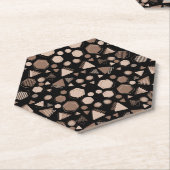 六角および三角形ピンクと茶色の黒いパターン ペーパーコースター (アングル)