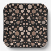 六角および三角形ピンクと茶色の黒いパターン ペーパープレート (正面)