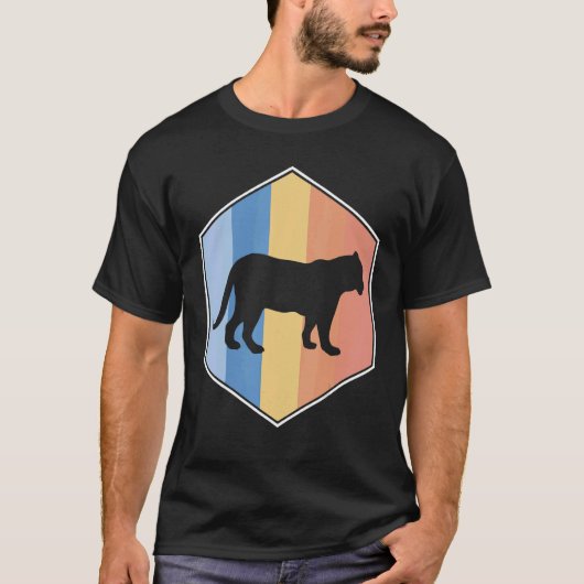 六角形のレトロ色のジャガー Tシャツ (正面)