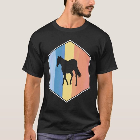 六角形の中のレトロカラーの馬 Tシャツ (正面)