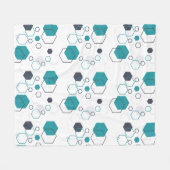 六角形の形状を持つ青い幾何学的パターン フリースブランケット (正面(横))