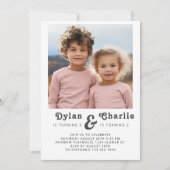共同兄弟ポートレート写真 ミニマル ボーホー 誕生日 招待状 (正面)