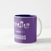 共感も伝染する ツートーンマグカップ (正面右)