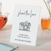 共有の愛 – 結婚のハッシュタグ写真のサイン 台座サイン (インサイチュ)