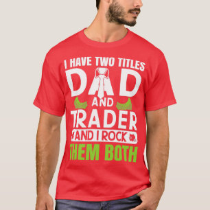 共有は株価投資市場4 Tシャツ
