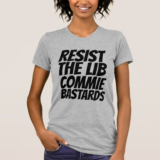 共産主義の自由主義のTシャツに抵抗する Tシャツ (正面)