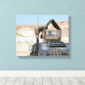 兵士がイラク軍兵士を指導する キャンバスプリント (インサイチュ (ウッドフロア))