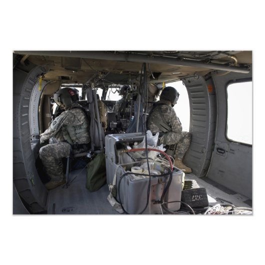 兵士が危険を警戒する フォトプリント            (正面)