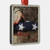 兵士が州旗を掲げ統一されたる メタルオーナメント (右)