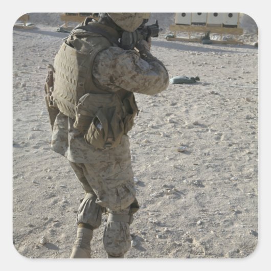 兵士が標的に射撃、 発砲を掛ける スクエアシール (正面)