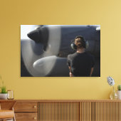 兵士が演奏を監視する キャンバスプリント (インサイチュ (リビング))