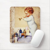 兵士に角を吹いている赤毛の男の赤ちゃん マウスパッド (マウス)